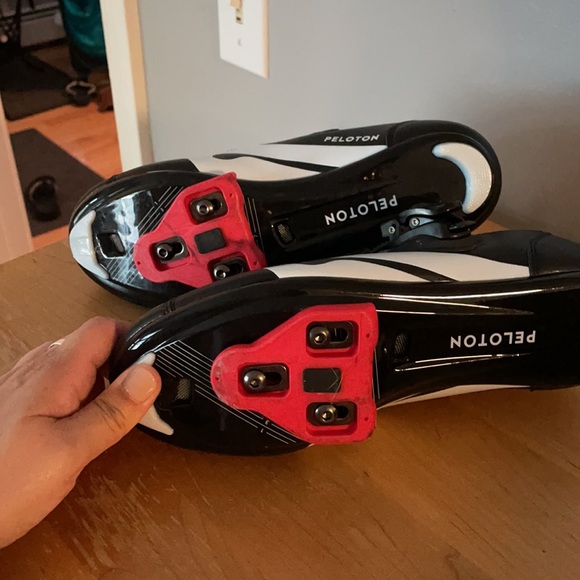 peloton clips on shoes
